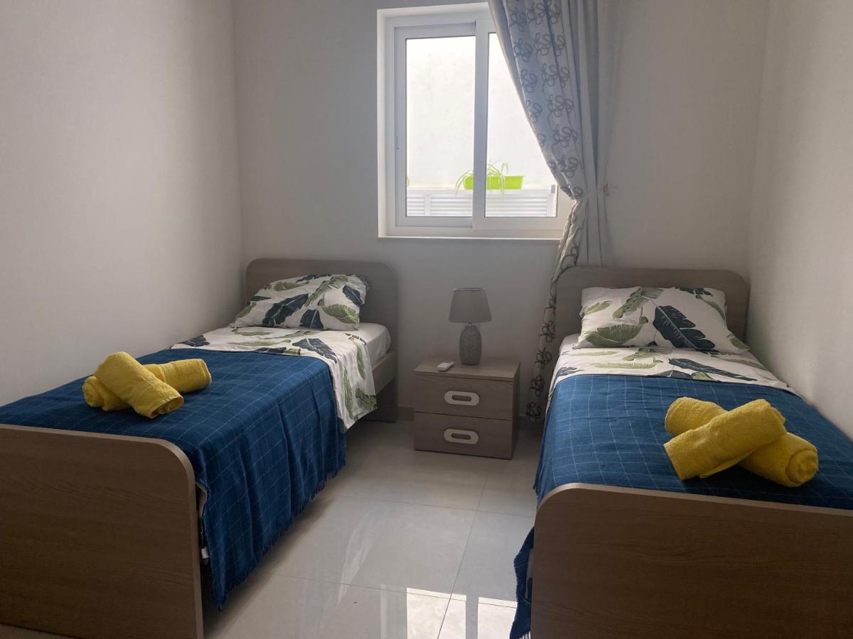 Sunshine Apartments Mellieha - Modern Three Bedroom Ground Floor Apartment With Yard 외부 사진